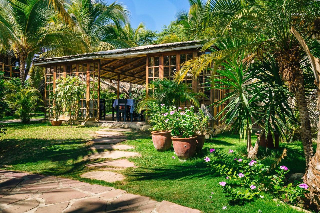 Kimbas Bungalows Mancora Exterior photo